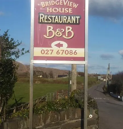 B&B Bridge View House And Restaurant